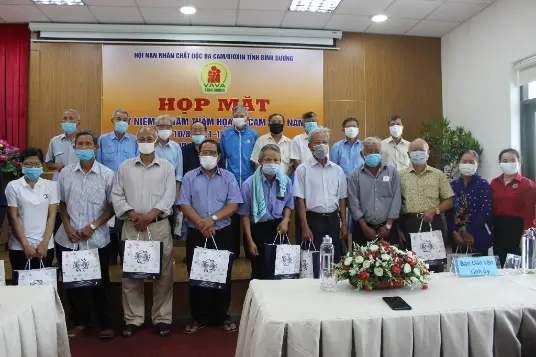 VSIP JV CHUNG TAY CHĂM LO NẠN NHÂN CHẤT ĐỘC DA CAM/DIOXIN