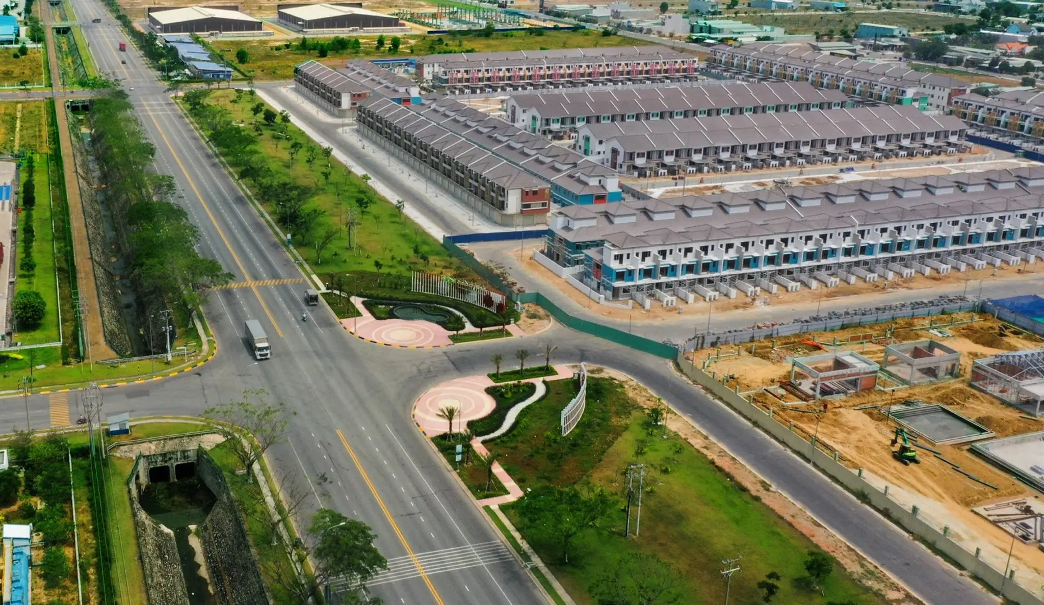 SUN CASA CENTRAL – THÊM MỘT DỰ ÁN NHÀ PHỐ VSIP PHÁT TRIỂN THÀNH CÔNG TẠI BÌNH DƯƠNG