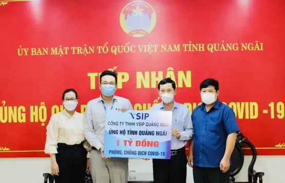 VSIP QUẢNG NGÃI ỦNG HỘ 1,2 TỶ ĐỒNG GIÚP TỈNH QUẢNG NGÃI PHÒNG, CHỐNG DỊCH COVID-19