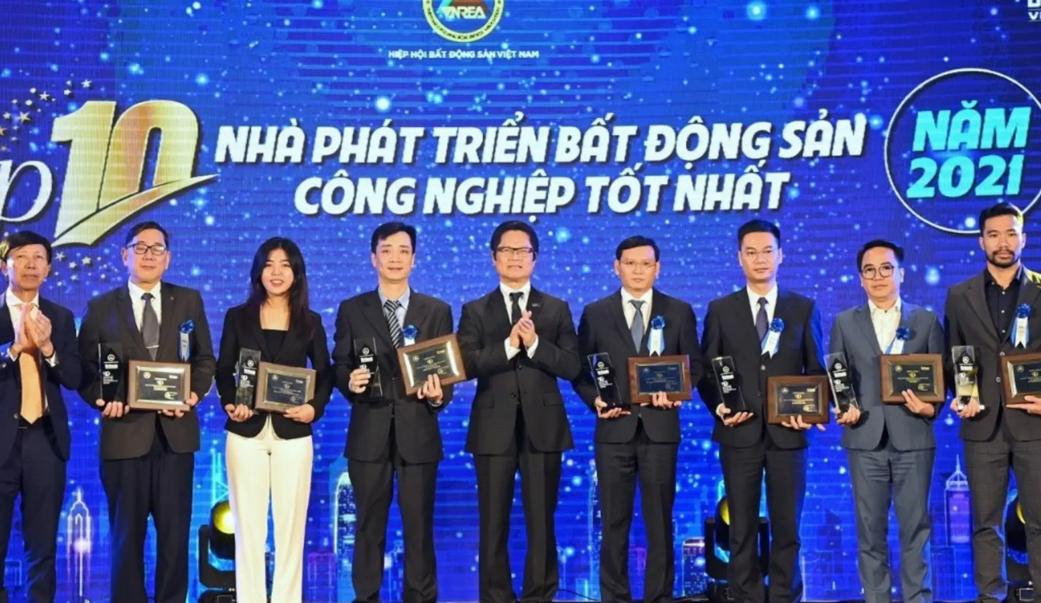 VSIP ĐƯỢC VINH DANH TOP 10 NHÀ PHÁT TRIỂN BẤT ĐỘNG SẢN CÔNG NGHIỆP TỐT NHẤT NĂM 2021