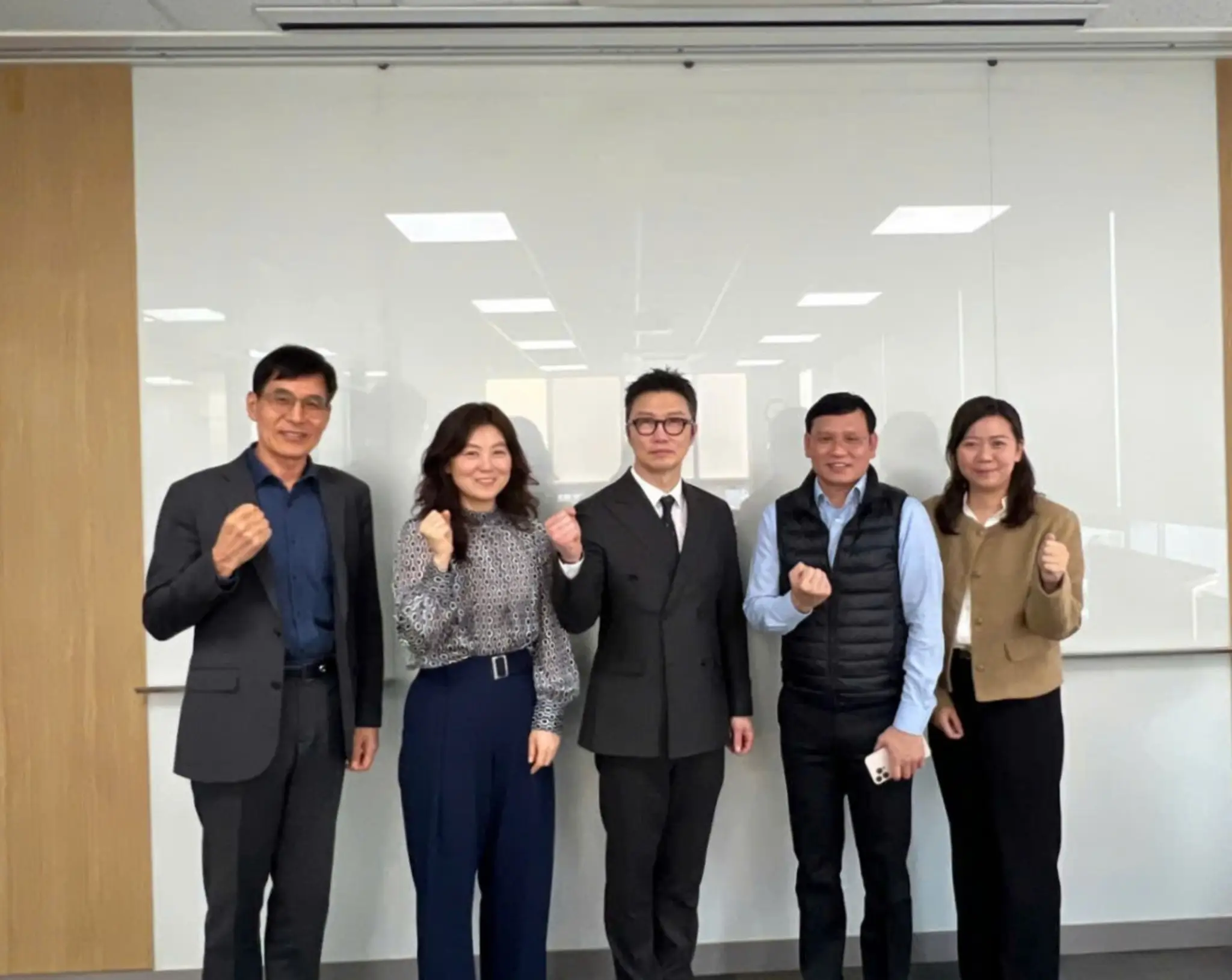 VSIP THAM GIA TRIỂN LÃM AUTOMATION WORLD 2025 VÀ CƠ HỘI KẾT NỐI VỚI CÁC HIỆP HỘI HÀN QUỐC