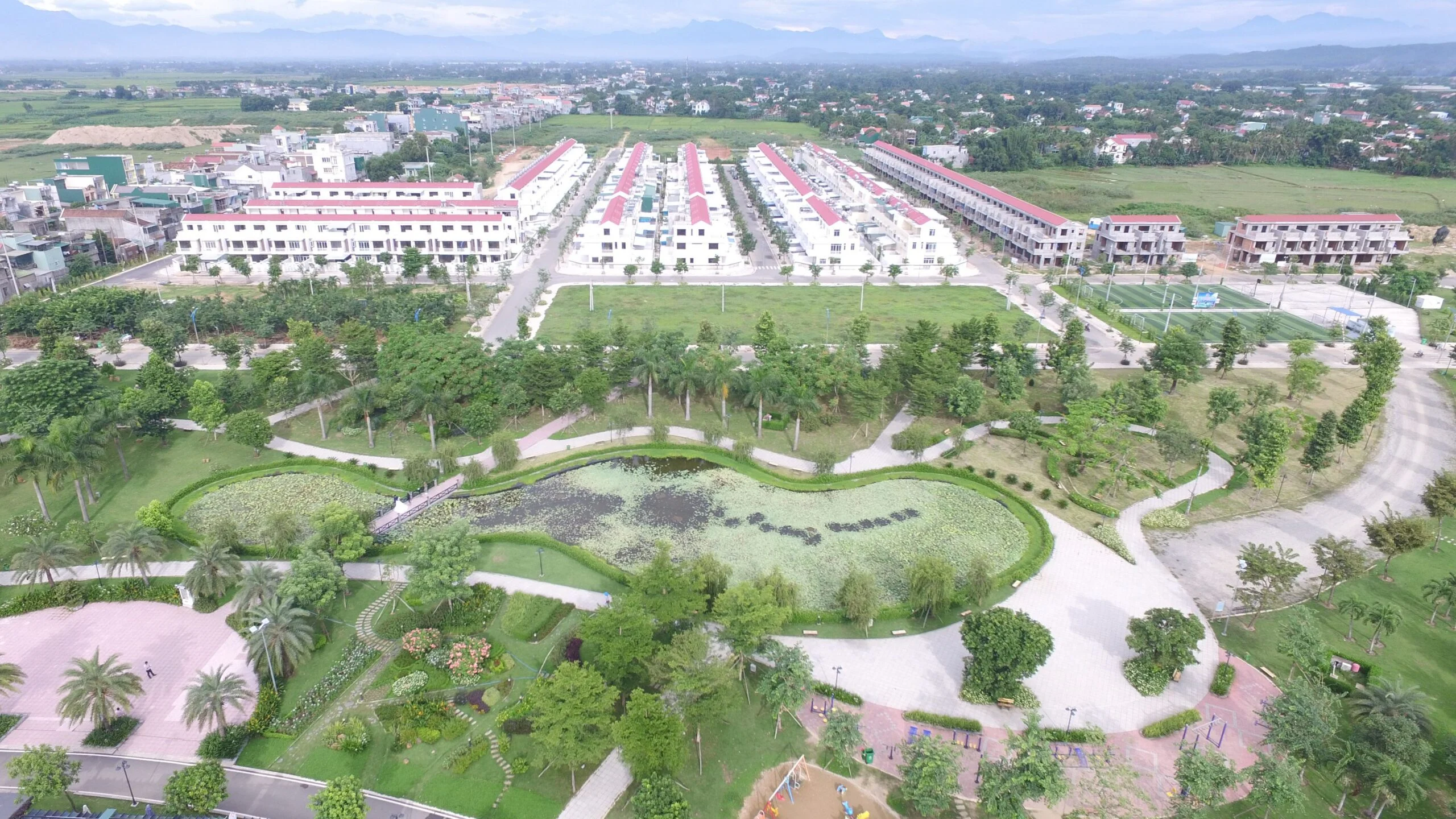 URBAN – COMMERCIAL – SERVICES